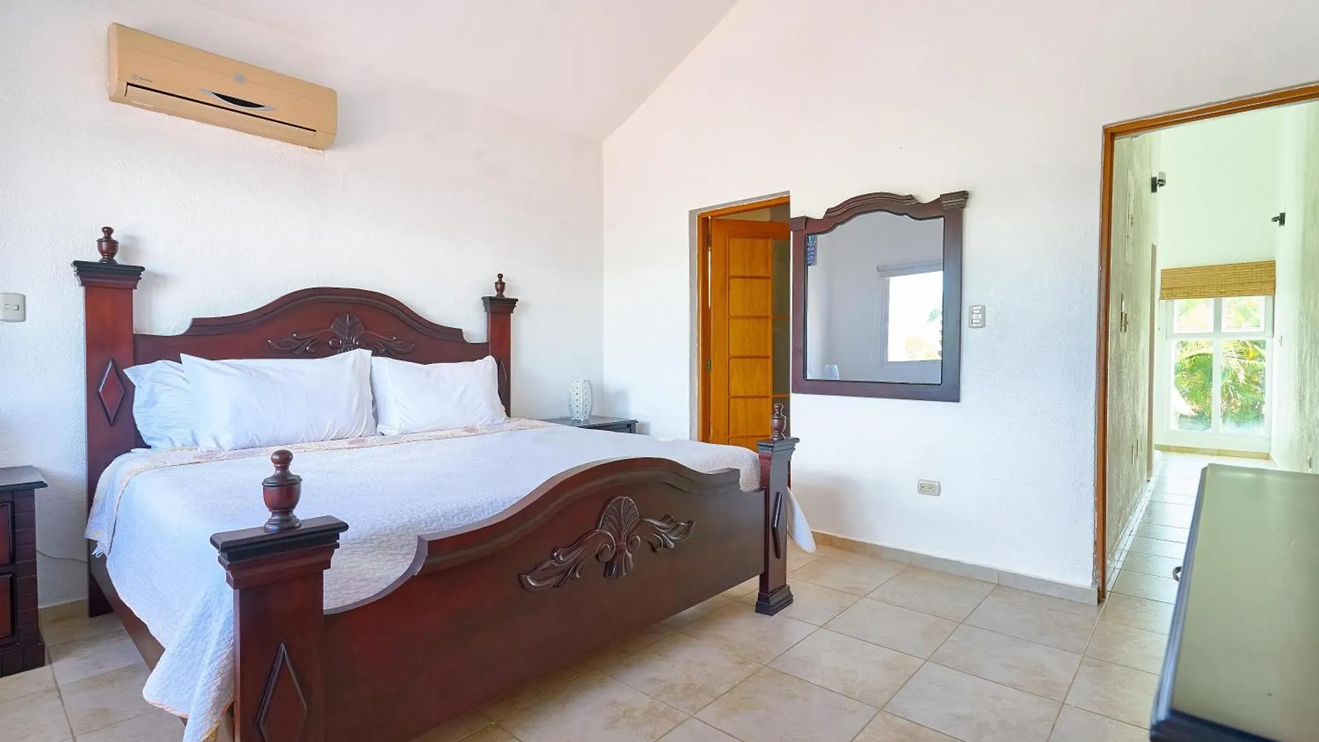 New! Comfy Spacious Villa W- Pool, Jacuzzi, Bbq Juan Dolio 0*,  Dominicaanse Republiek